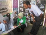 Gubernur Jawa Tengah Berbincang-bincang Gubernur Jawa Tengah Berbincang-bincang