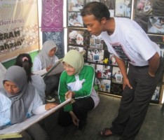 Gubernur Jawa Tengah Berbincang-bincang